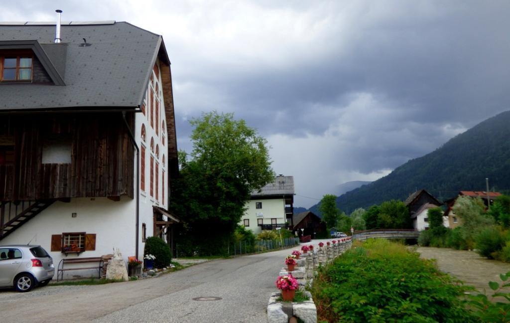 Mooki Country Apartment Villach Extérieur photo